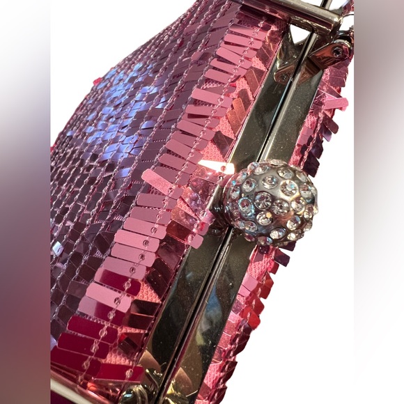 Paris Hilton House of Harlow NWT 4 Pc Gift Set Purse Earring’s Bubble Bath Socks - Picture 9 of 14